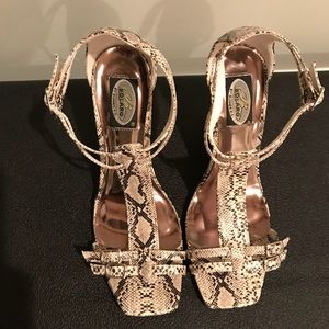 Snake skin wedge Italian sandals